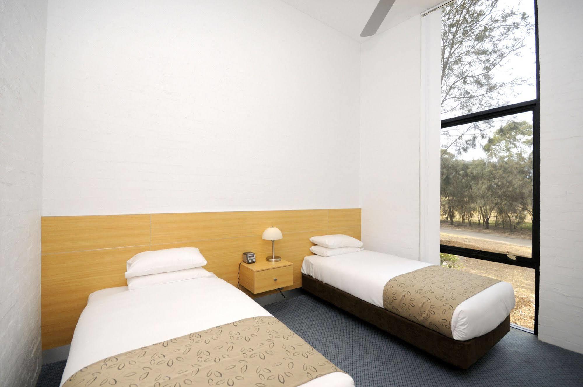 Hotel Eden Oak Geelong Extérieur photo